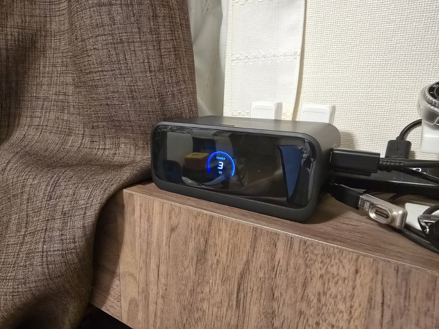 Anker Nano Charging Station レビュー｜デッドコンセントをL字で復活させた